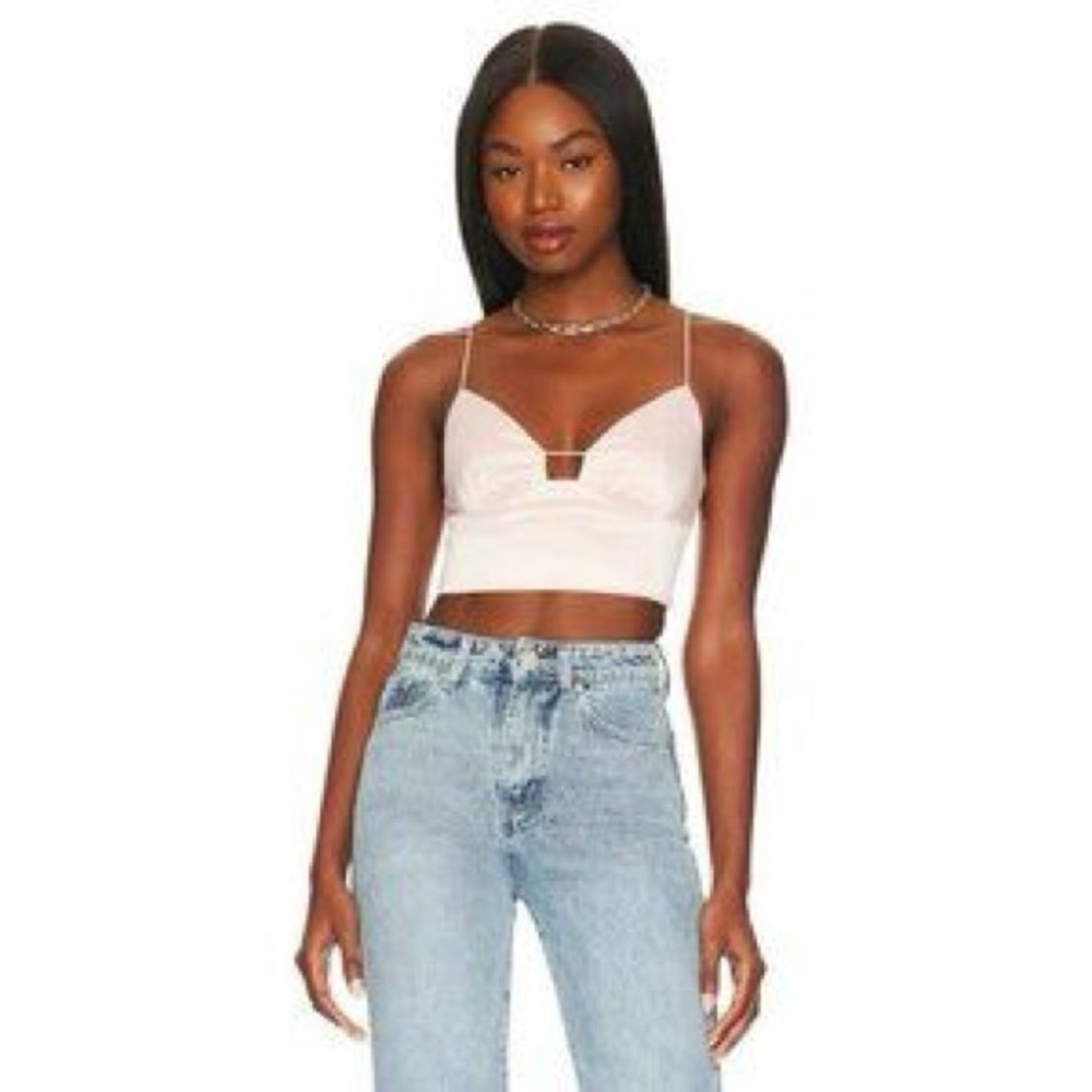 superdown Lindsey crop top 
Revolve - Size M 
Color: Blush